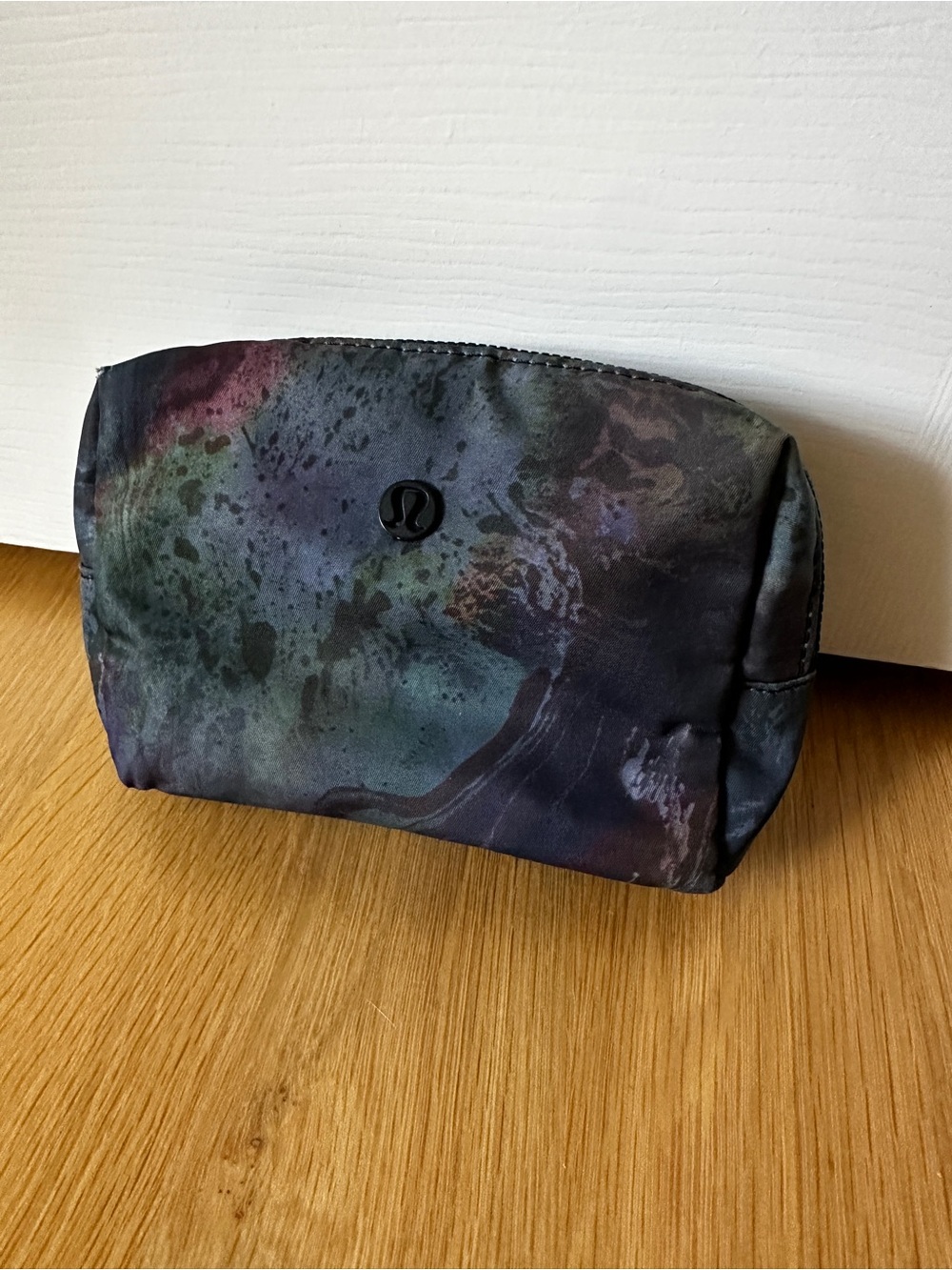 Lululemon Multicolor Make-up bag